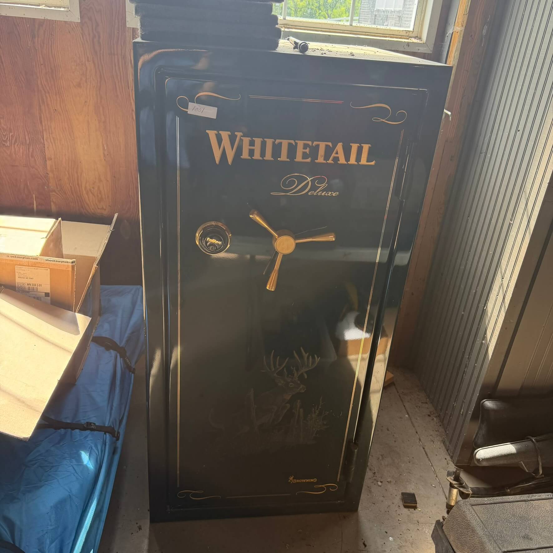 auction item image